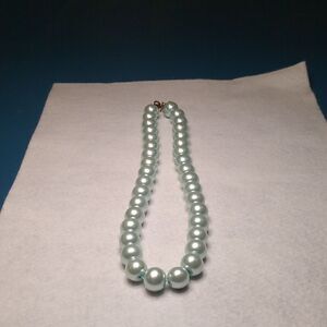 Elegant Light Teal Colored Pearl Necklace Cottagecore Grandmacore